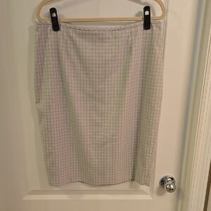 Calvin Klein Elegant Gray Women's Skirt Size 14 EUC